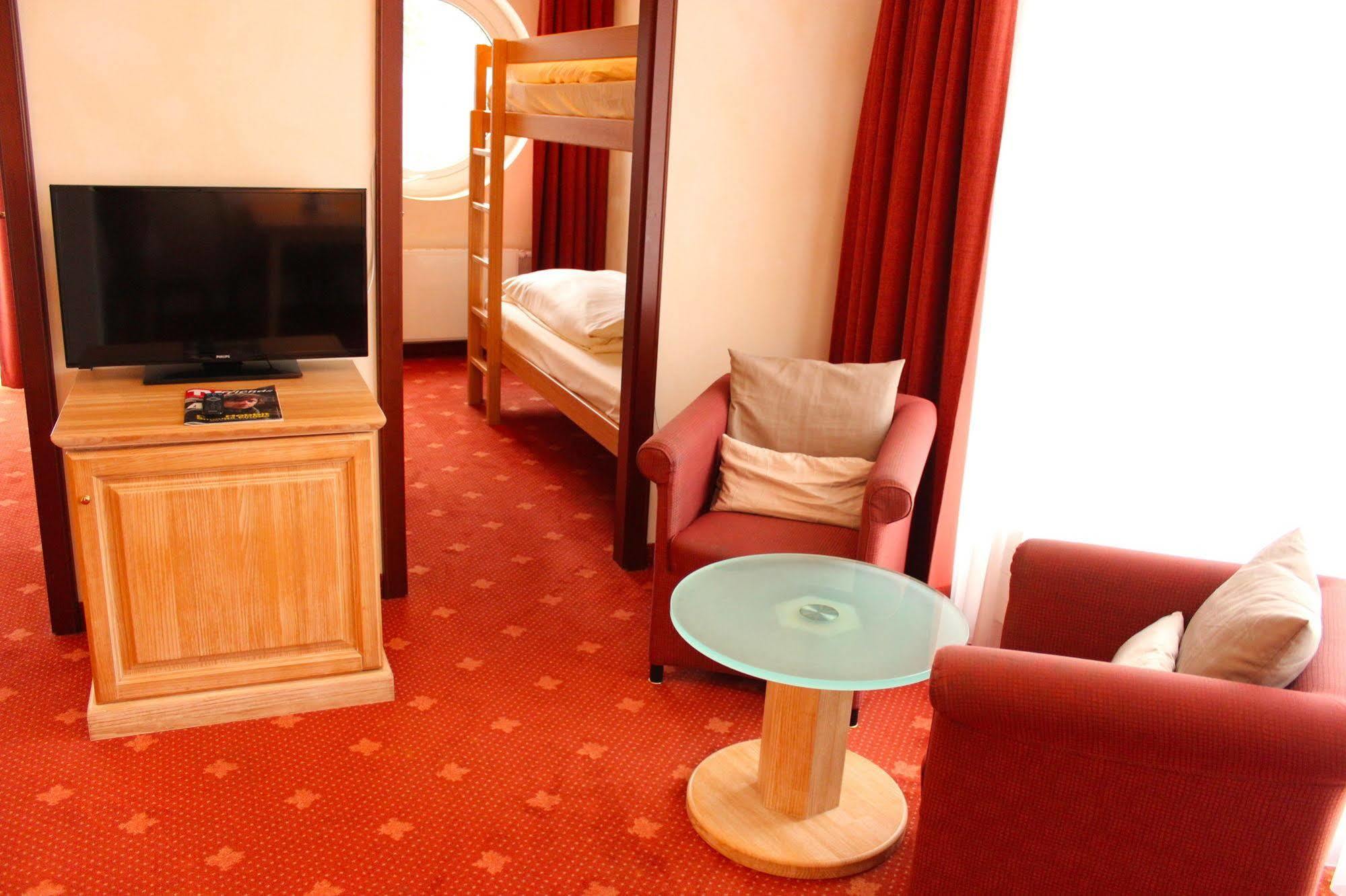 Hotel Villa Gropius Тіммендорфер-Штранд Екстер'єр фото