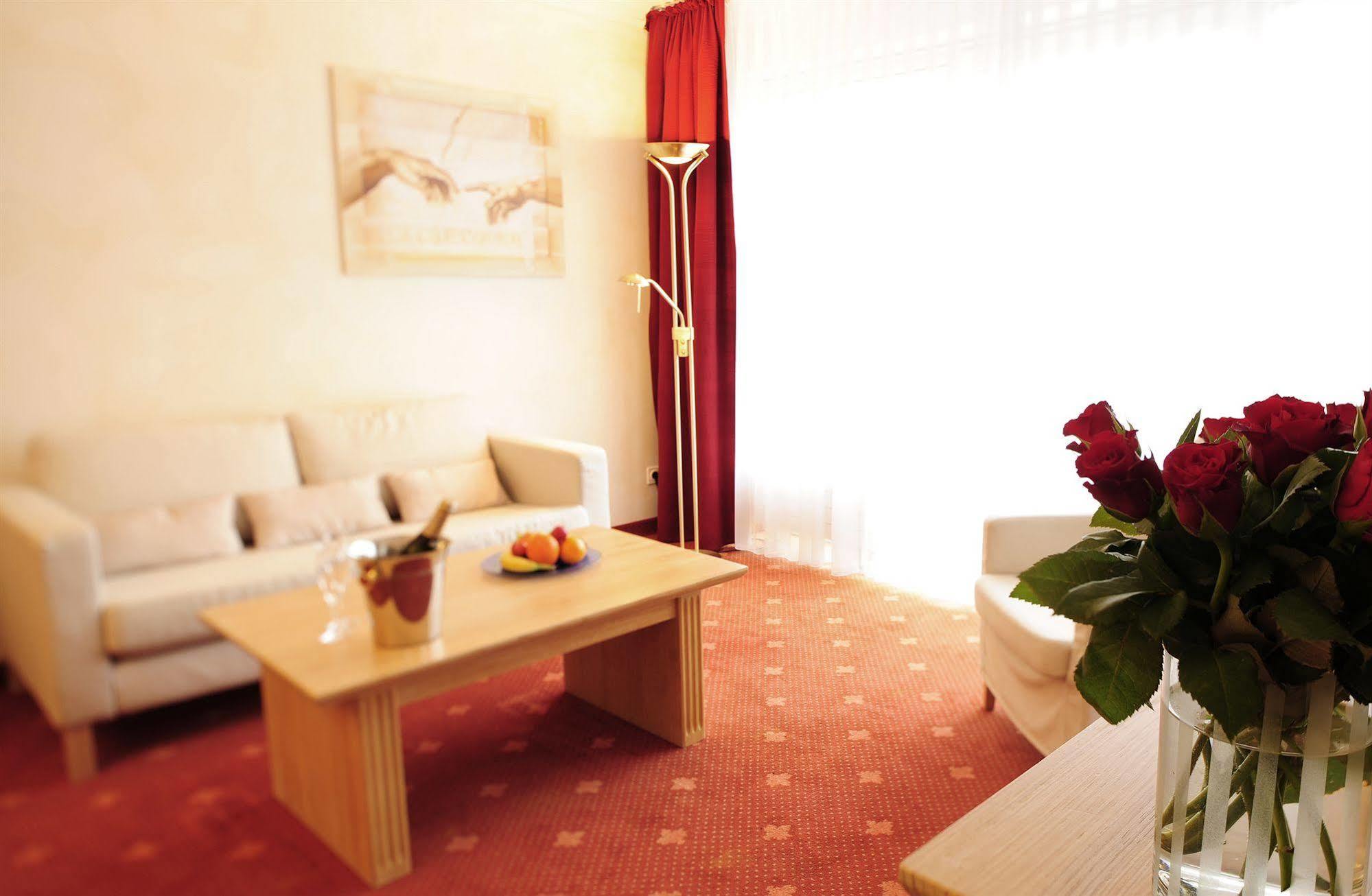 Hotel Villa Gropius Тіммендорфер-Штранд Екстер'єр фото